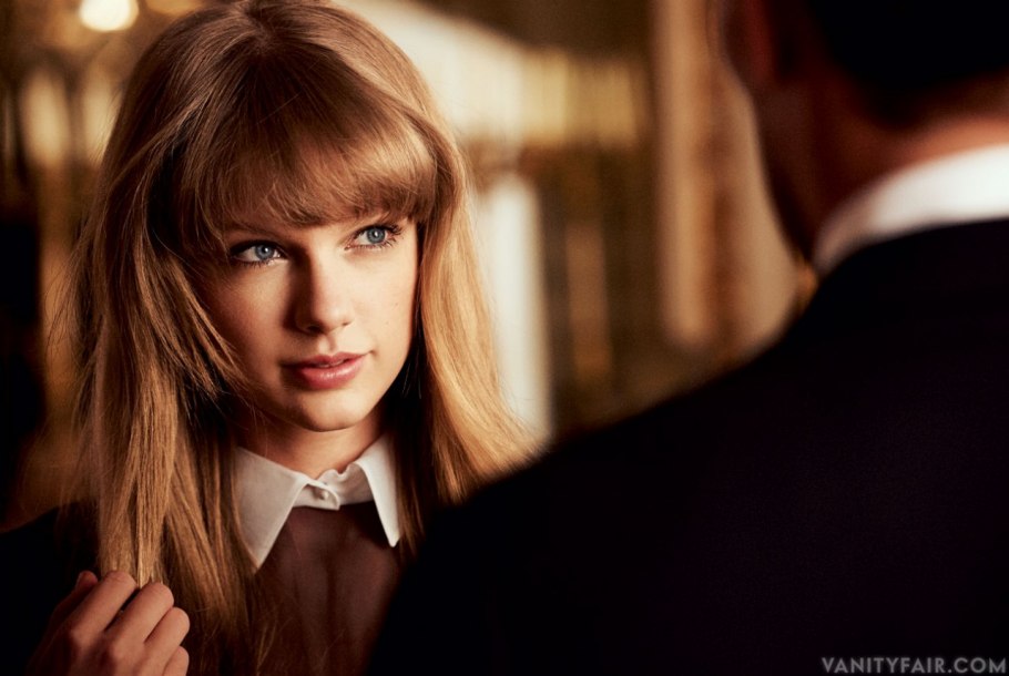 http://www.taylorpictures.net/albums/photoshoots/2013/vanityfair/002.jpg