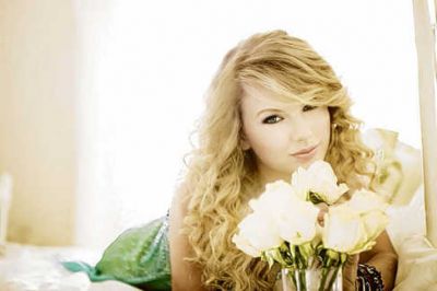 Taylor Swift Normal_taylorweb05~10