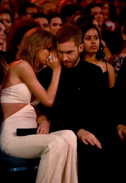 taylor swit and calvin harris at billboard music awards 2015