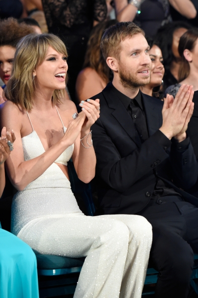 taylor swit and calvin harris at billboard music awards 2015