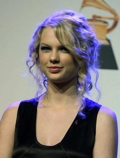 taylorweb0255.jpg