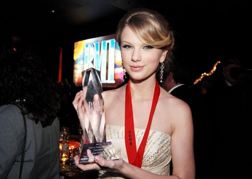 taylorweb044.jpg