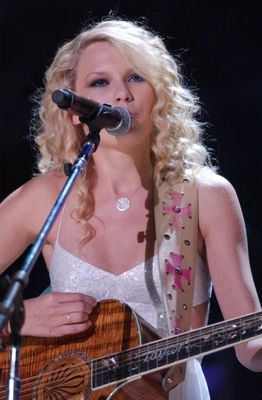 taylorweb052.jpg