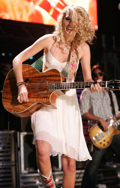 taylorweb010.jpg