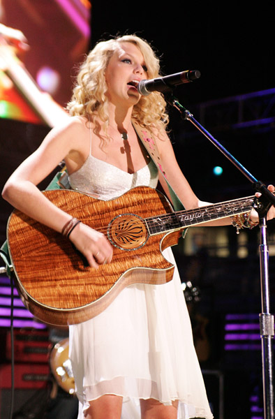 taylorweb018.jpg