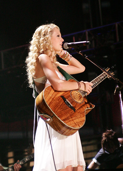 taylorweb094.jpg