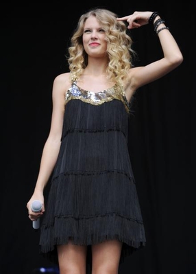 taylorweb016.jpg