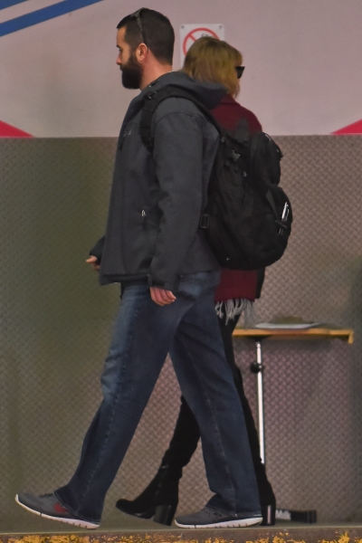 003.jpg