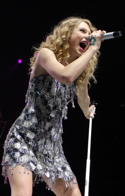 HQ
