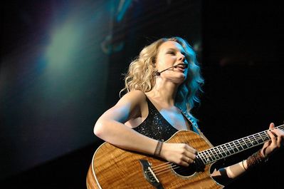 taylorweb06.jpg