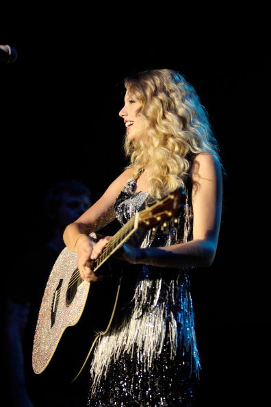taylorweb011.jpg
