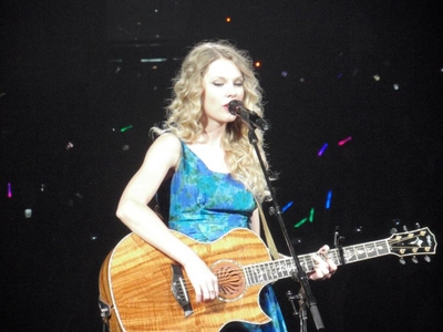 taylorweb04.jpg