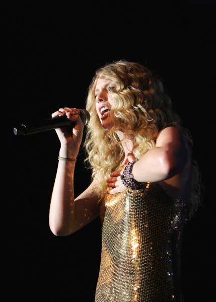 taylorweb01.jpg