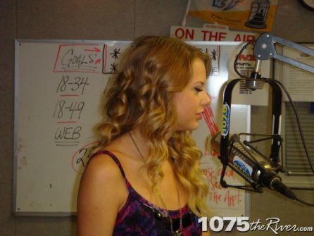 taylorweb022.jpg