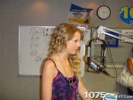 taylorweb06.jpg