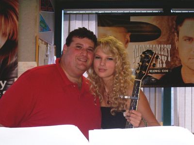 taylorweb04.JPG