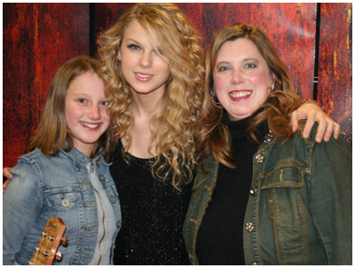 taylotweb380.jpg