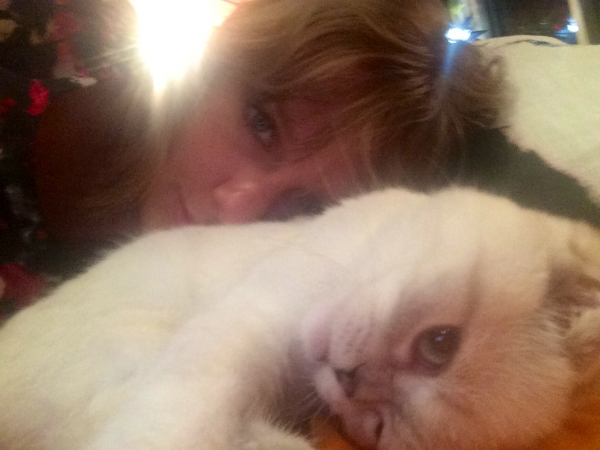 "I taught Olivia how to take selfies with her tiny paw and she’s getting super good at it."
