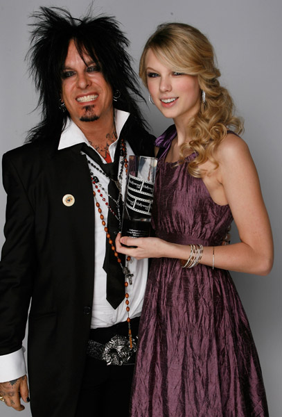 taylorweb03.jpg