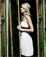 taylorweb034.jpg