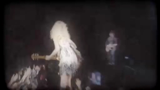 Taylor_Swift-Fearless_(Original_Capture)_mpg_000099488.jpg