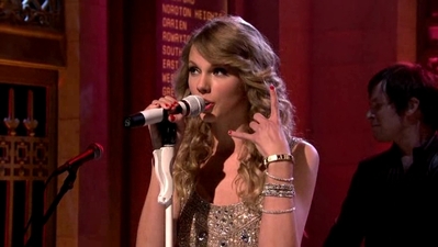 Taylor_Swift_Saturday_Night_Live_Full_Episode_November_7_2009_avi_001676941.jpg