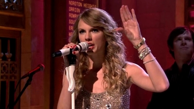 Taylor_Swift_Saturday_Night_Live_Full_Episode_November_7_2009_avi_001679577.jpg