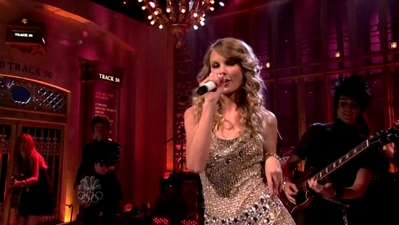 Taylor_Swift_Saturday_Night_Live_Full_Episode_November_7_2009_avi_001744375.jpg