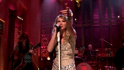 Taylor_Swift_Saturday_Night_Live_Full_Episode_November_7_2009_avi_001793024.jpg