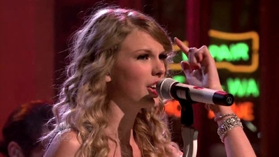 Taylor_Swift_Saturday_Night_Live_Full_Episode_November_7_2009_avi_001803268.jpg