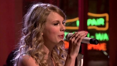 Taylor_Swift_Saturday_Night_Live_Full_Episode_November_7_2009_avi_001804302.jpg